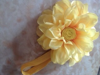Yellow flower baby headband,  baby headband, ýelbow rose headband, large baby headband,  large flower baby headband,  spring baby headband