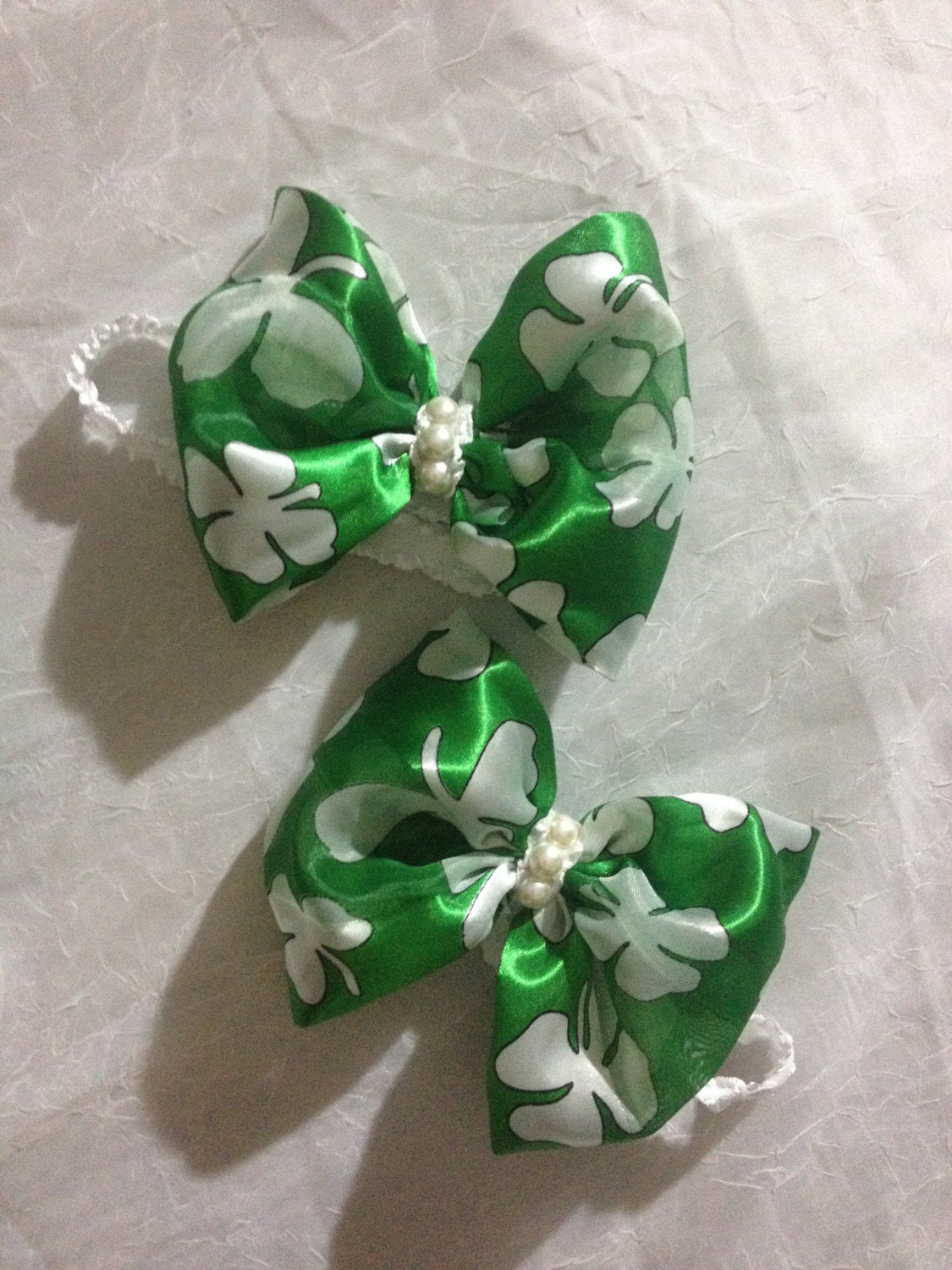 Oversized, st.patricks headband, big green headband, big clover headband, bow headband, big Irish baby headband, Irish bow, green and white