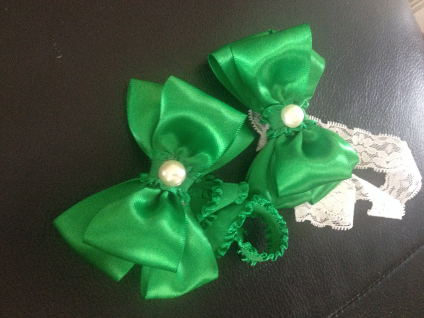 Green baby headband, emerald headband, green baby bow, green bow, green bow headband, bow headband, st.patricks headband, holiday headband